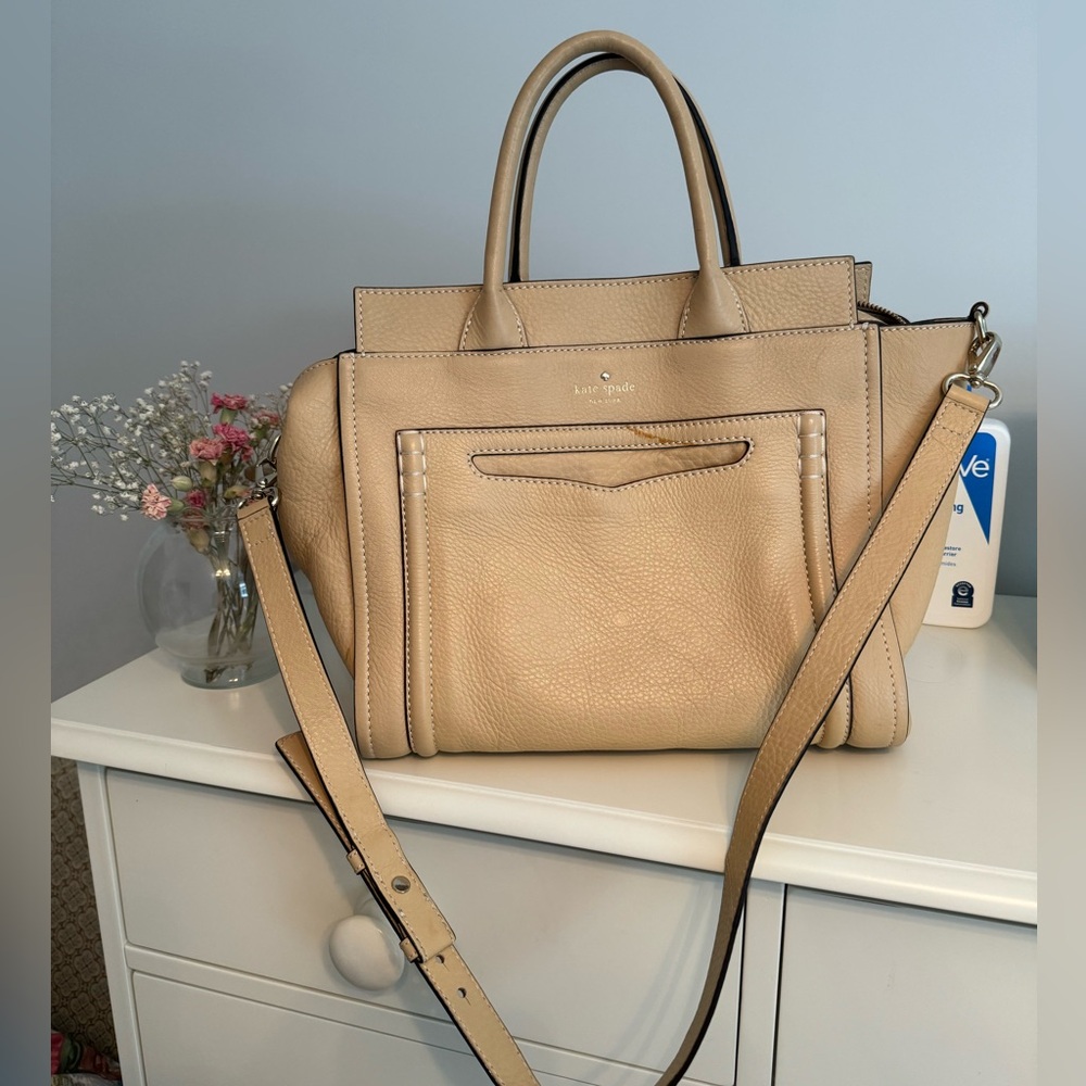 Kate Spade Beige Leather Shoulder Bag